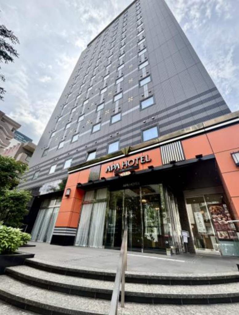 千葉駅前のアパホテルで日帰りデイユースを利用した際の、清潔感のある客室の雰囲気