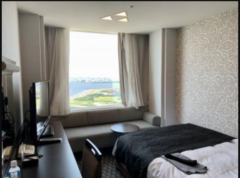 アパホテル幕張セントラルタワー高層階からのビュー