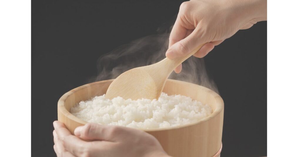 土鍋で炊いた炊きたてごはん