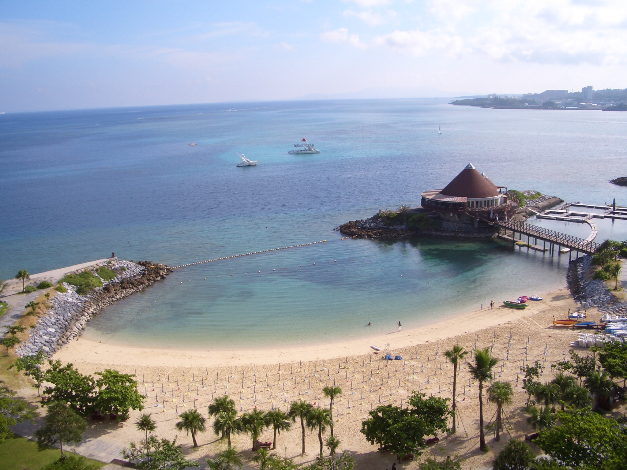 ルネッサンスリゾートオキナワの各階に設置された無料ランドリーコーナー