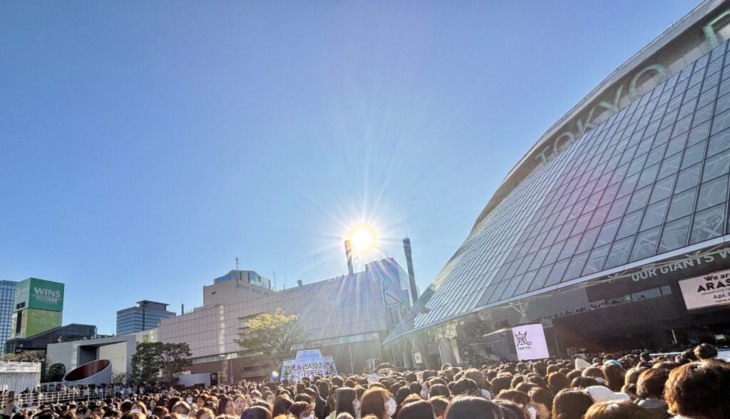 東京ドーム前の混雑している様子